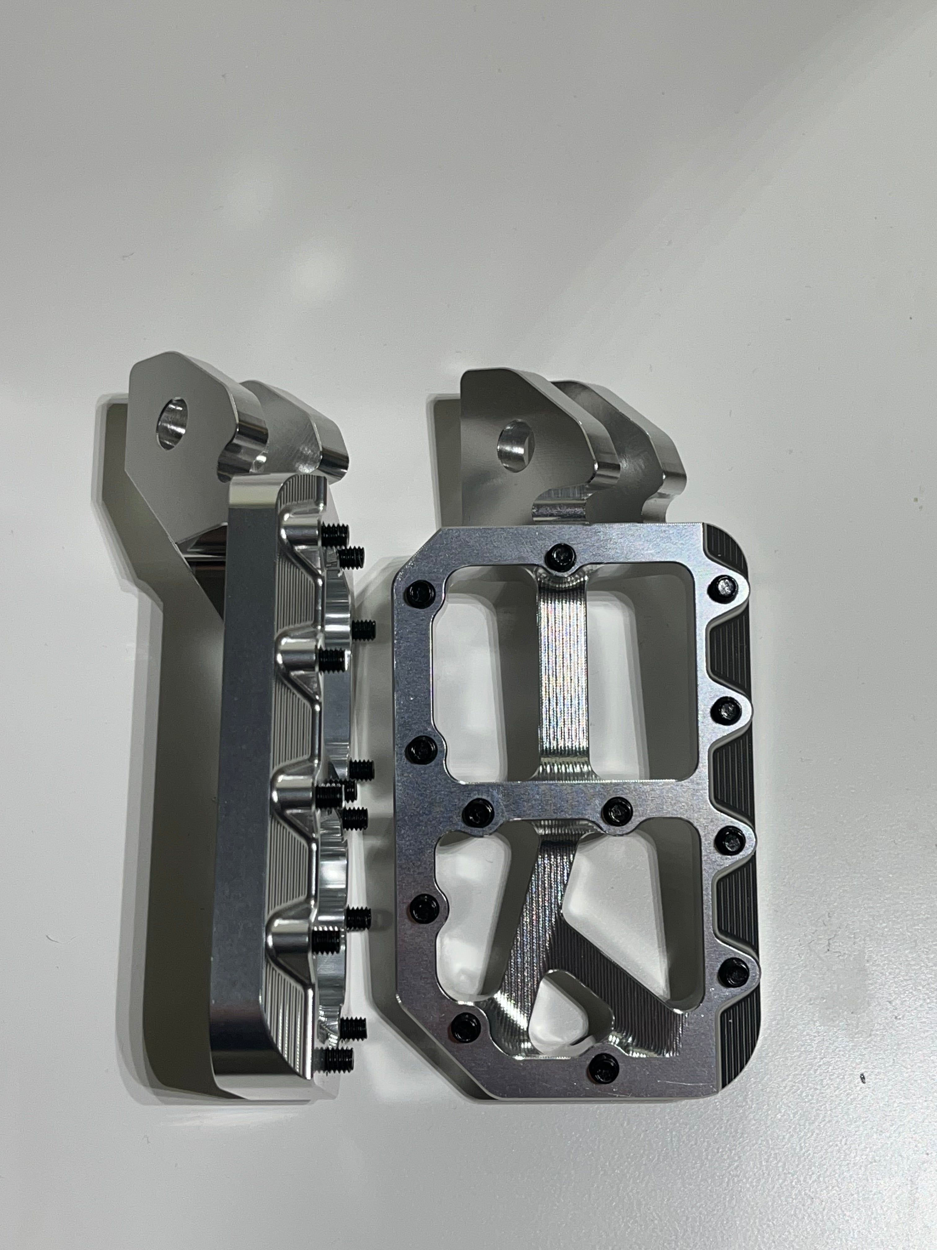 Mxp foot pegs 3 week pre order