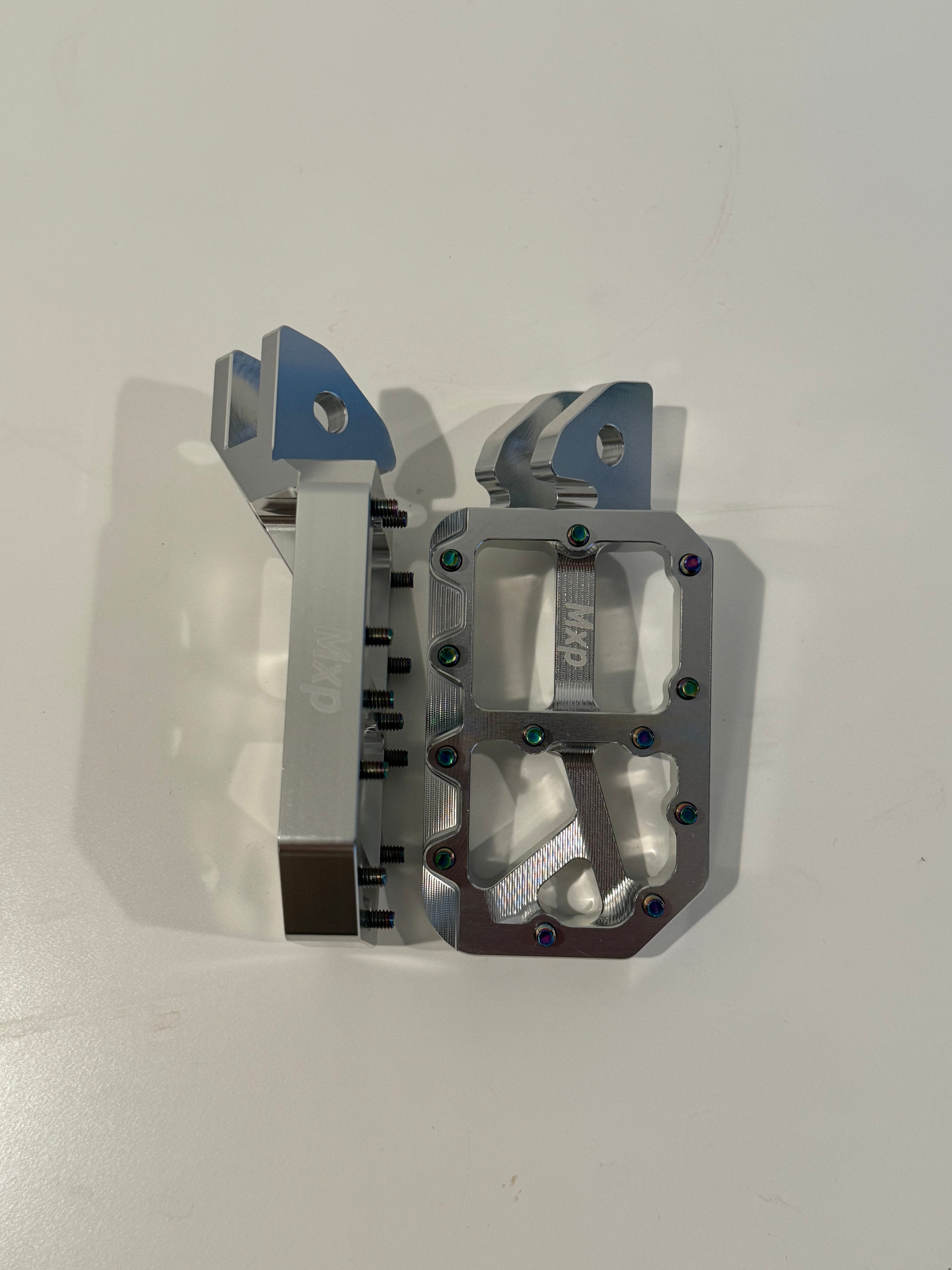 Mxp foot pegs 3 week pre order