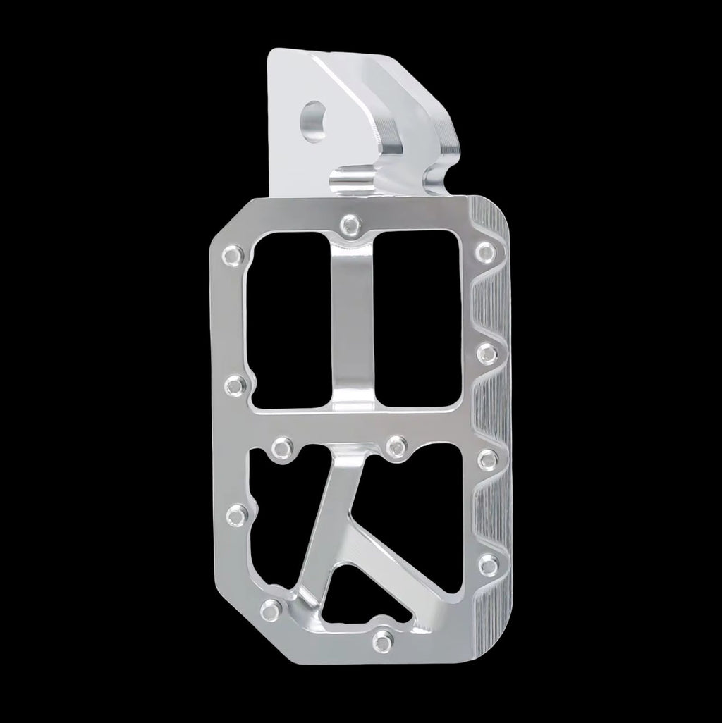 wide pegs